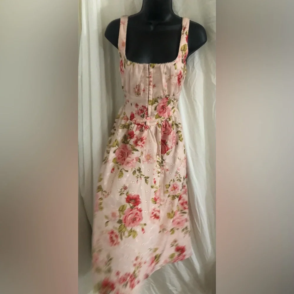 Jessica Simpson red roses eyelet lace fit & flare dress size medium brand new - Picture 12 of 17